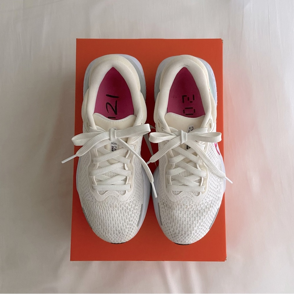 (retail $180) Nike ZoomX Invincible Run Flyknit
